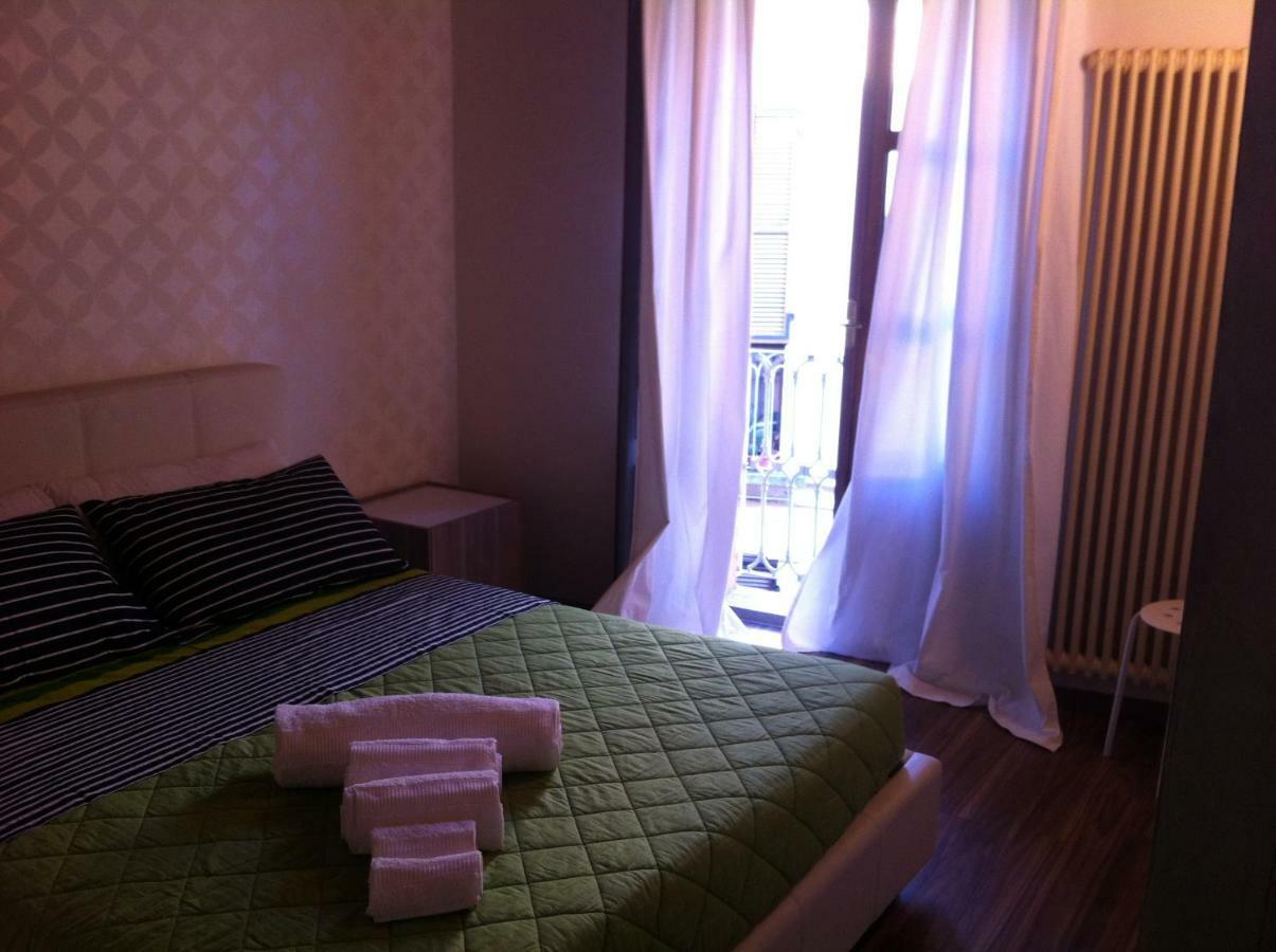 Appartamento In Centro Storico Asti Bagian luar foto