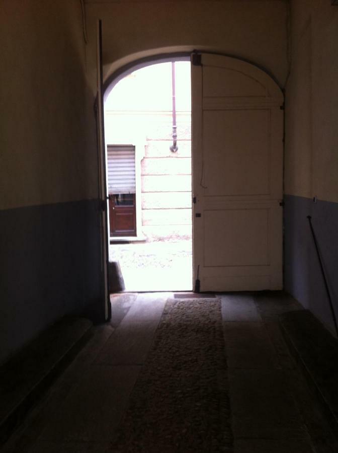 Appartamento In Centro Storico Asti Bagian luar foto