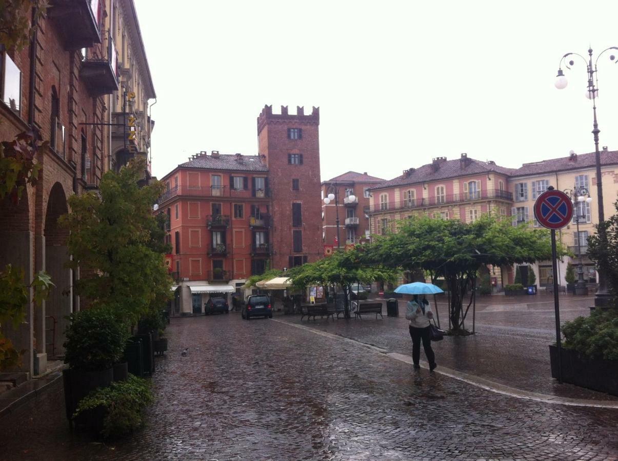 Appartamento In Centro Storico Asti Bagian luar foto